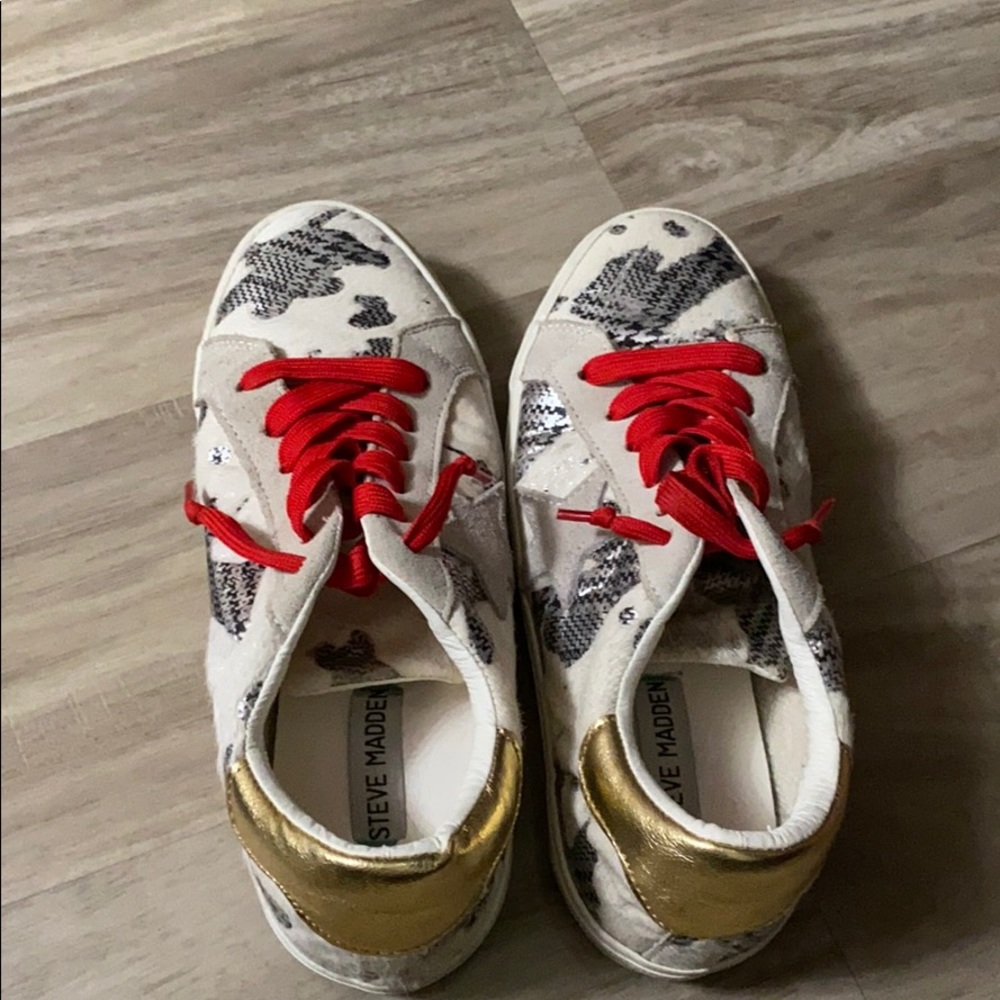 Steve Madden sneakers